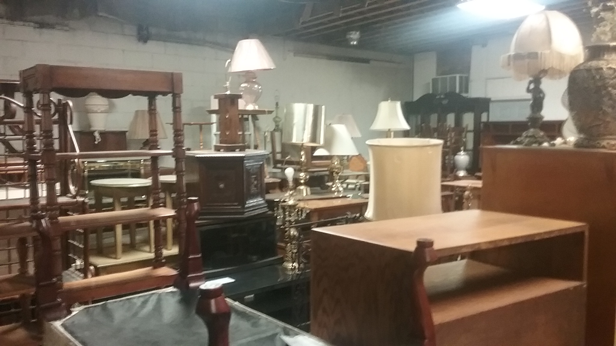 Bridgman's Used Furniture Warehouse